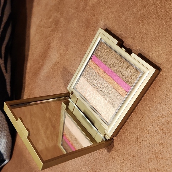 Victoria's Secret Radiant Shimmer Eye Palette Heat Mirage - Picture 1 of 5